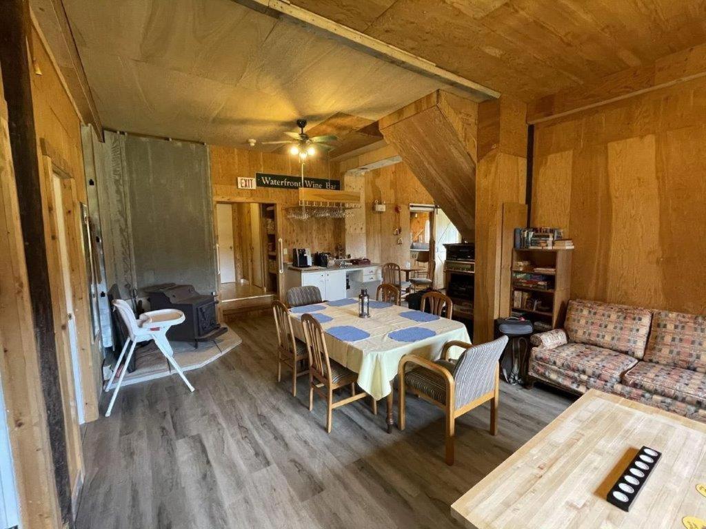 The Barn At Spry Point Hostel Little Pond Екстериор снимка