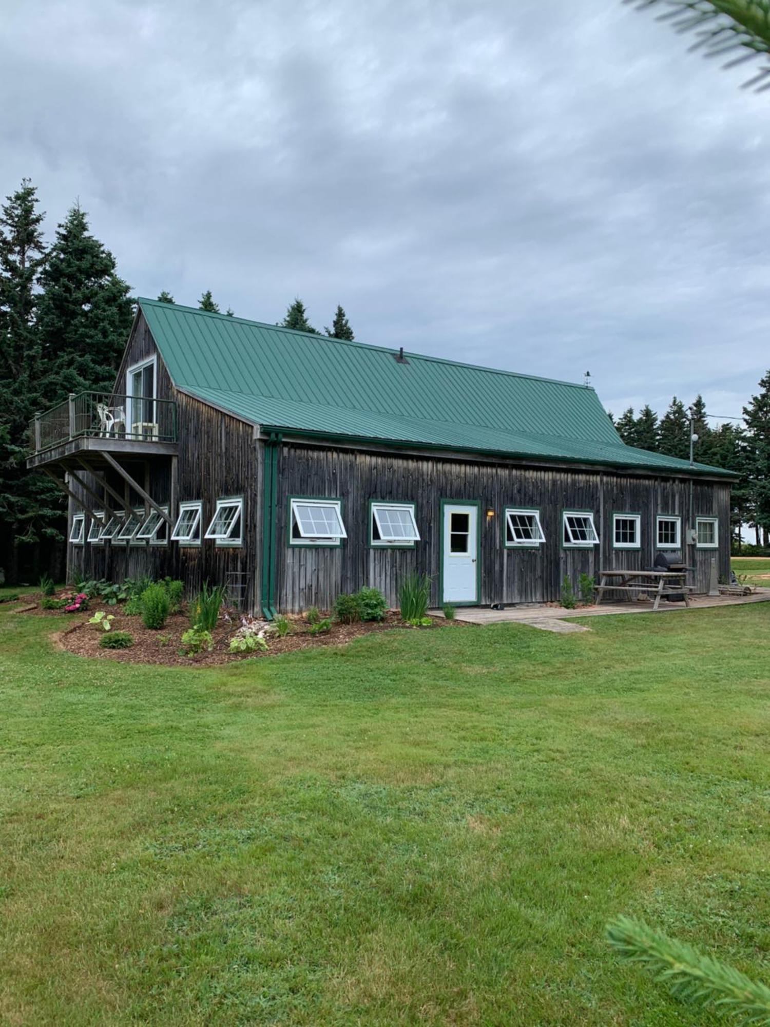 The Barn At Spry Point Hostel Little Pond Екстериор снимка