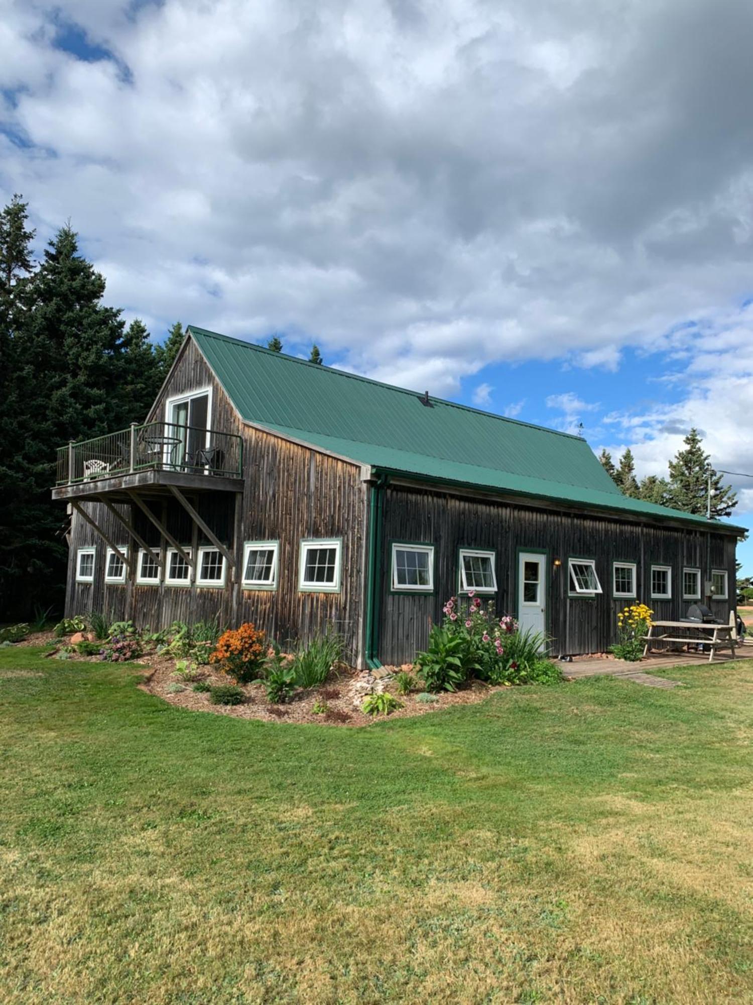 The Barn At Spry Point Hostel Little Pond Екстериор снимка